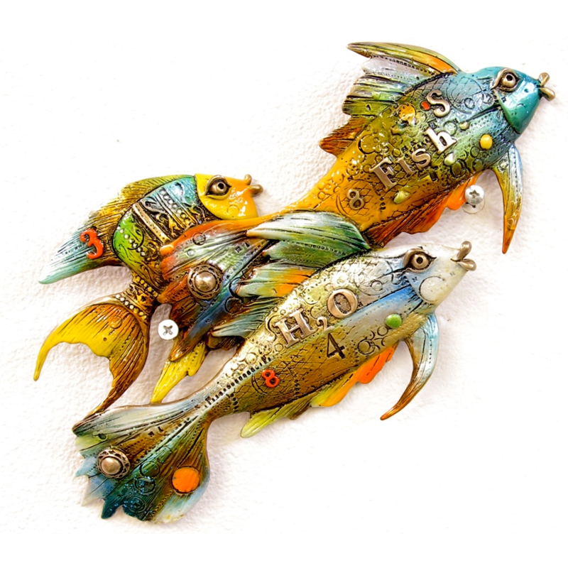 Fishies Going Right bronze fish by Nano Lopez