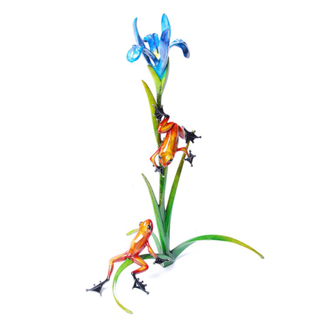 Iris bronze frog sculpture by Tim Cotterill