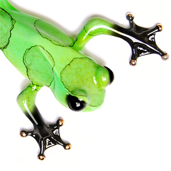 Making Tracks bronze frog by Tim Cotterill