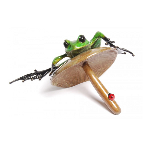 Portobello bronze frog by Tim Cotterill