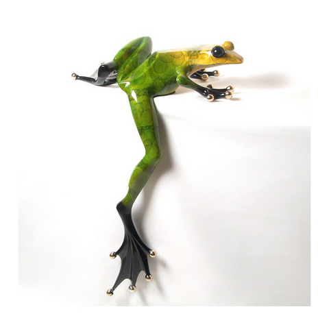 Willie Jump bronze frog by Tim Cotterill